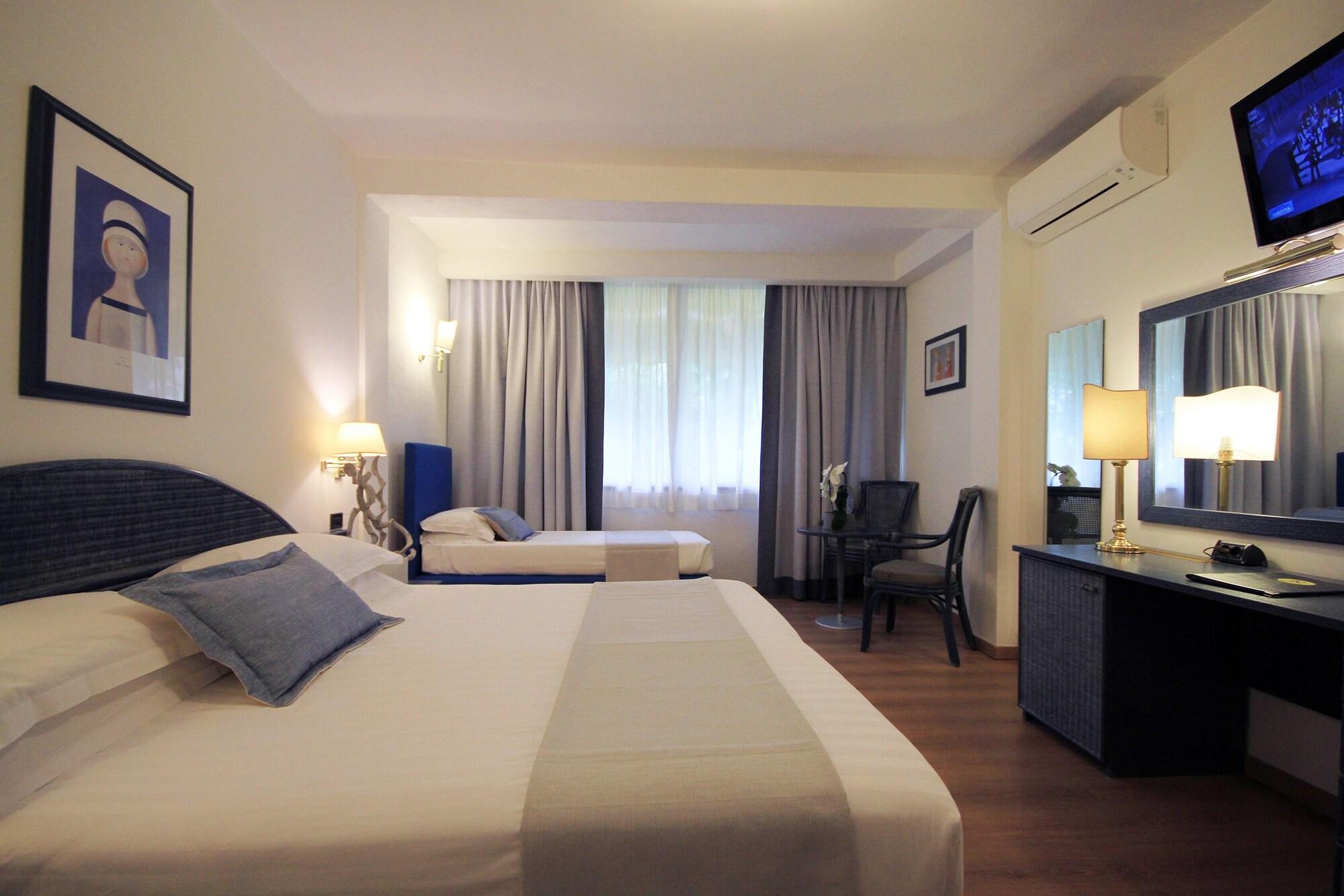 Raffaelli Park Hotel Forte dei Marmi Exterior photo