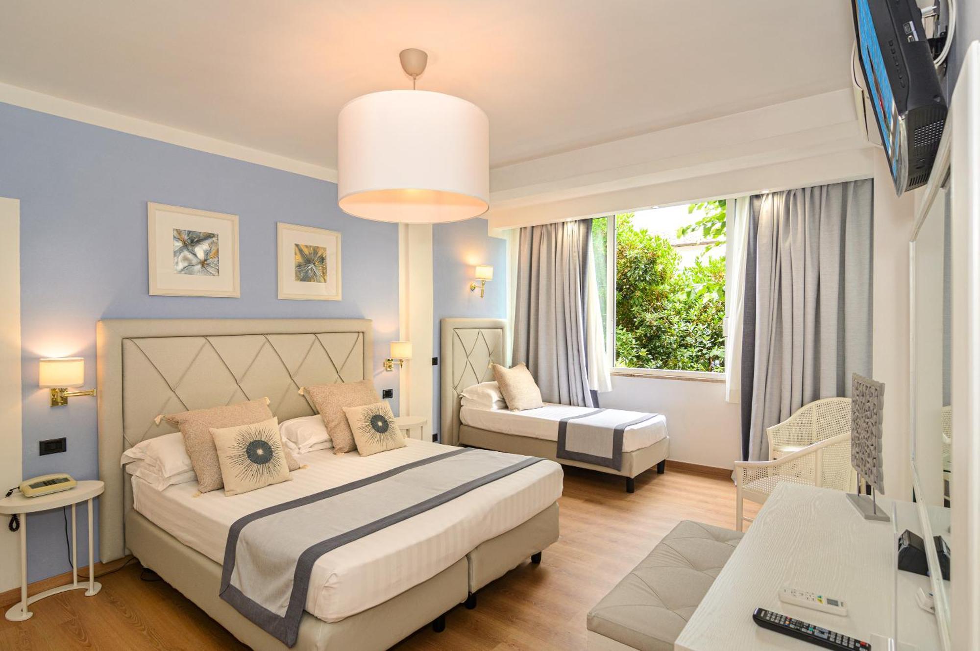 Raffaelli Park Hotel Forte dei Marmi Exterior photo
